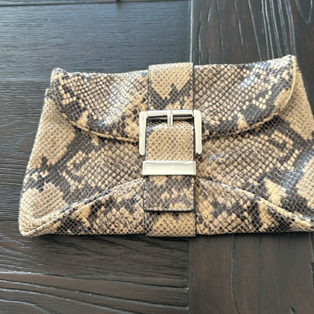 Skin clutch bag